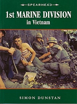 11606_9780760331590_SPH1stMarineDiv